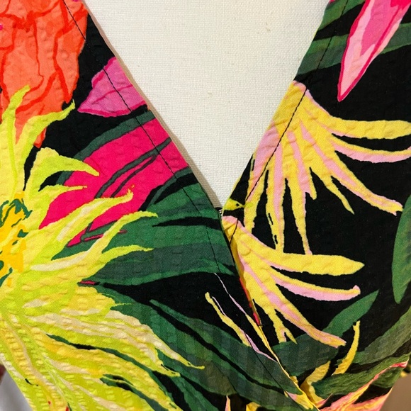 H&M Classy Spring Summer Floral Colorful Wrap Dress - Picture 5 of 10